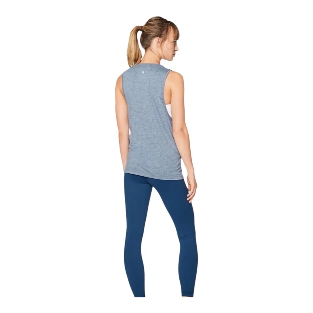 Lululemon Box It Out Tank, Size 8, Like New, Heathered Night Tide